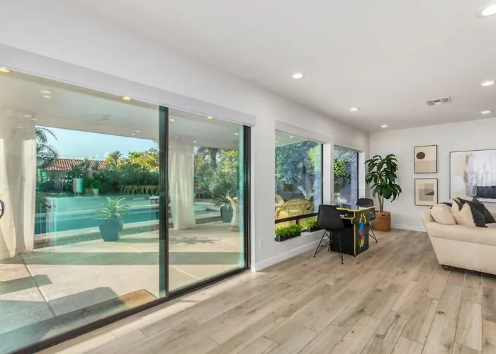 Holiday home Larkspur Family Estate With Heated Pool & Gameroom