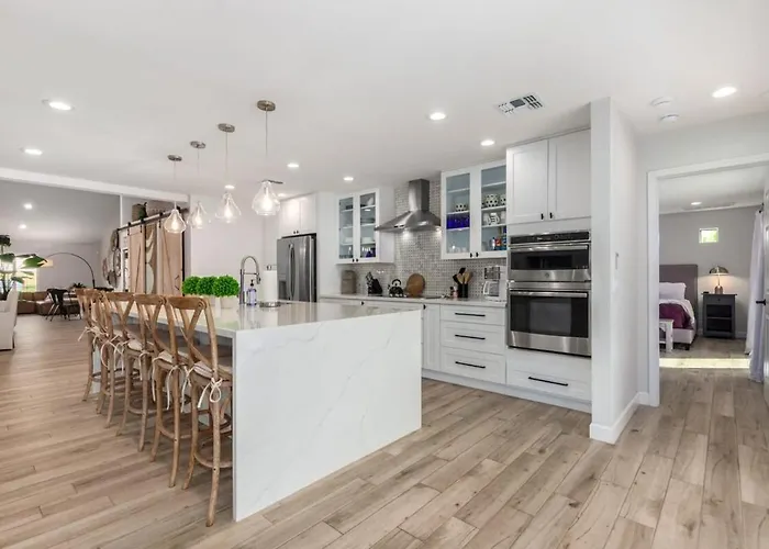 Larkspur Family Estate With Heated Pool & Gameroom Holiday home