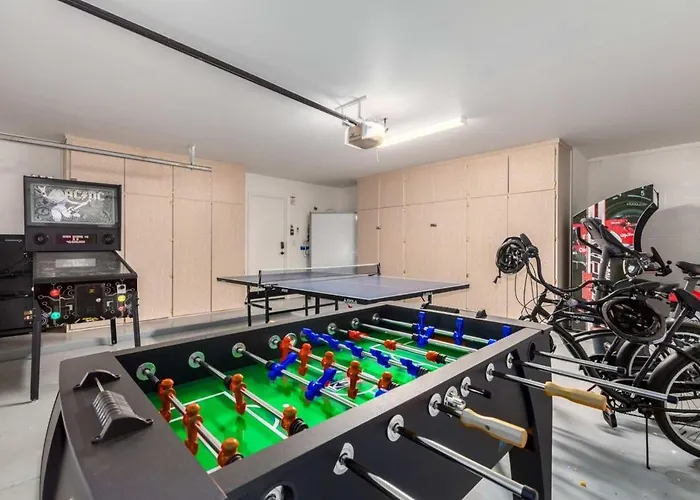 Holiday home Larkspur Family Estate With Heated Pool & Gameroom Scottsdale